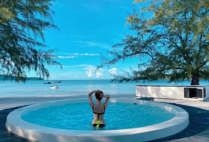 Moonlight Resort