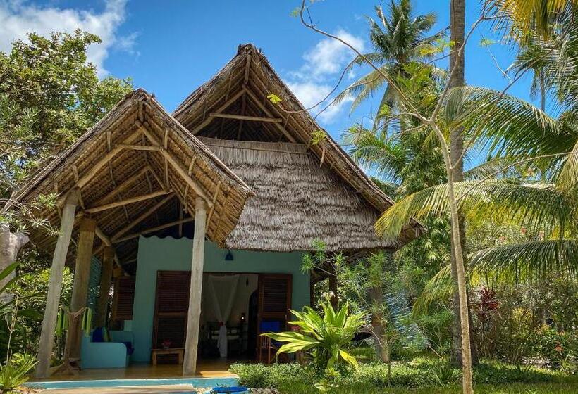 리조트 Butiama Beach Lodge