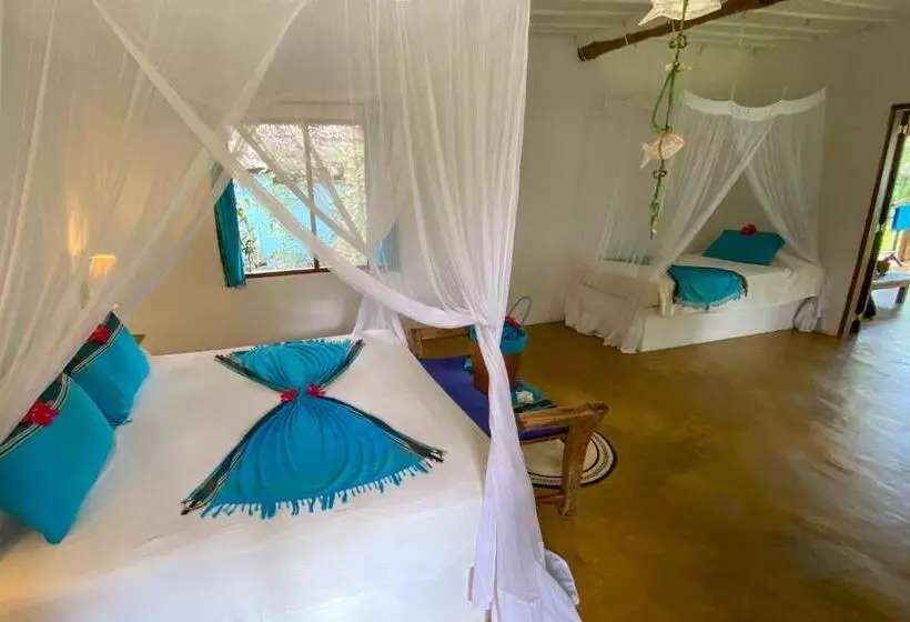 リゾートホテル Butiama Beach Lodge