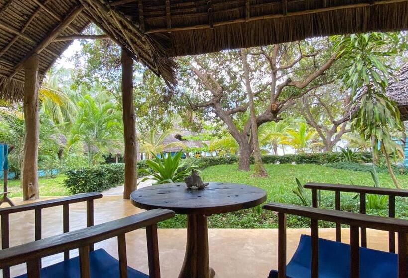 리조트 Butiama Beach Lodge