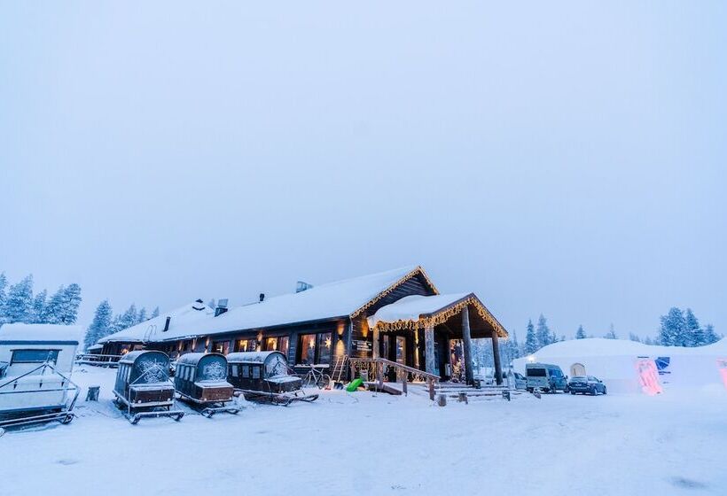 אתר נופש Northern Lights Village Saariselkä