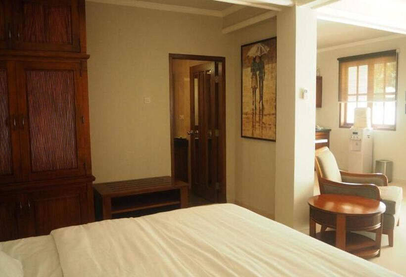 منتجع The Gecho Inn Country