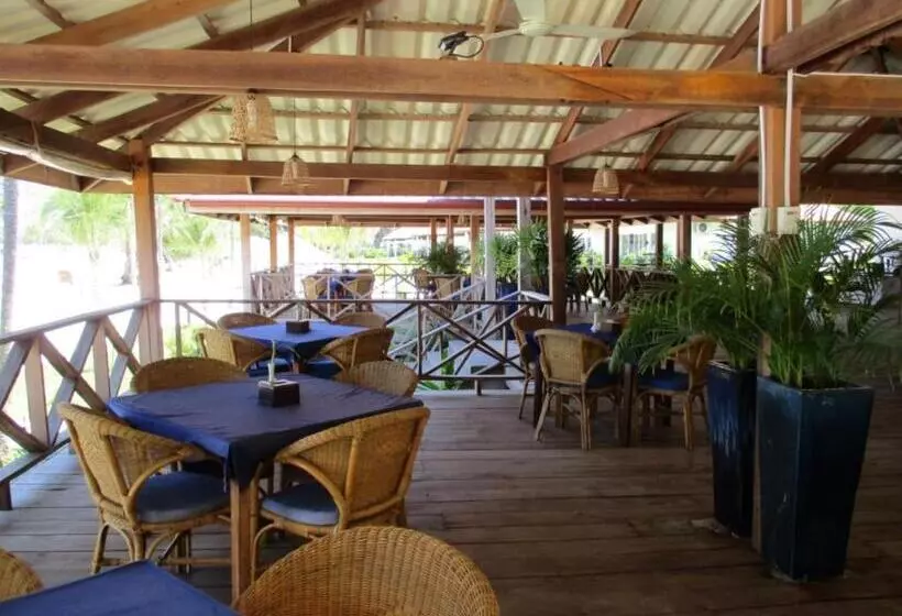 Saracen Bay Resort