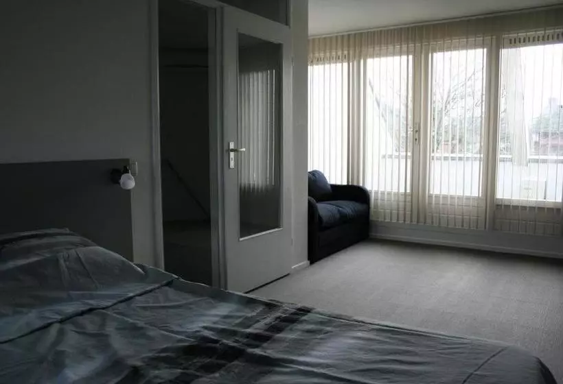 Thorn B&b