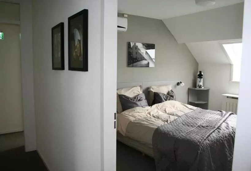 Thorn B&b