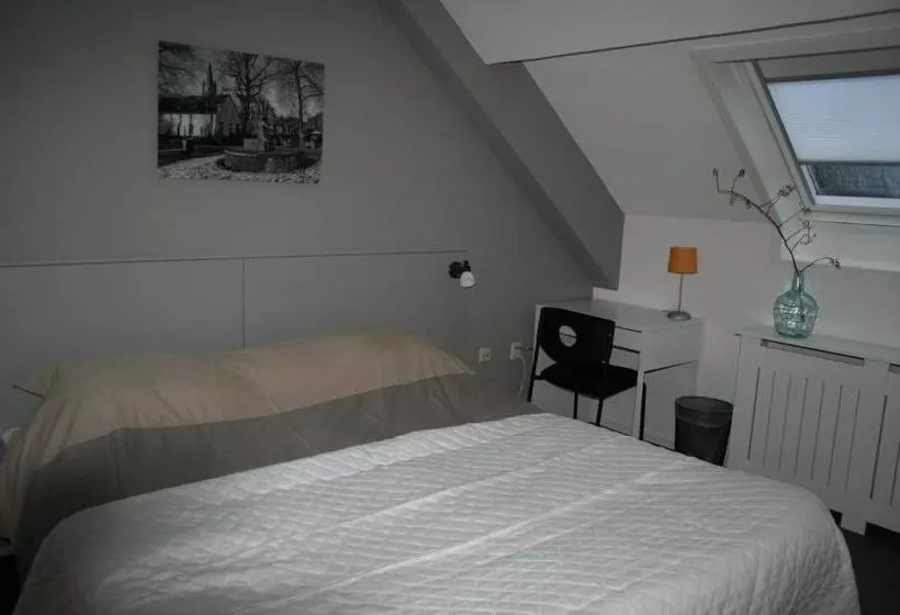 Thorn B&b