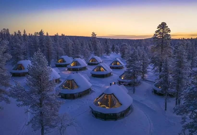 Wilderness Hotel Muotka & Igloos
