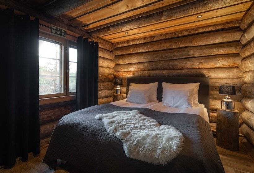 Wilderness Hotel Muotka & Igloos