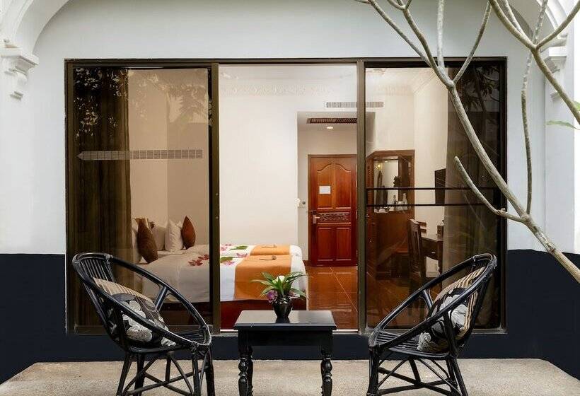 هتل Yasodharapura Residence