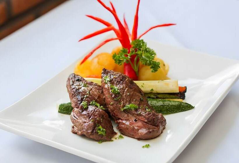 هتل Yasodharapura Residence