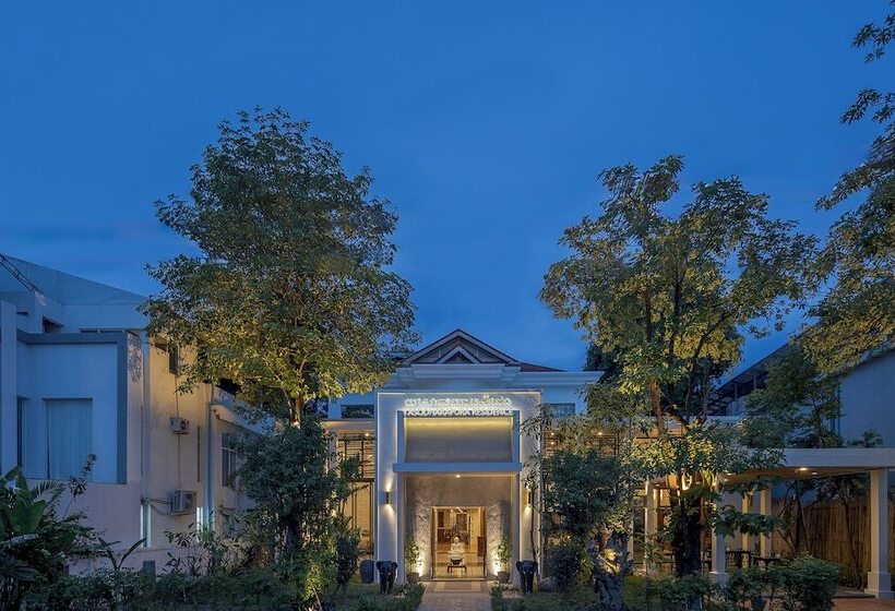 هتل Yasodharapura Residence