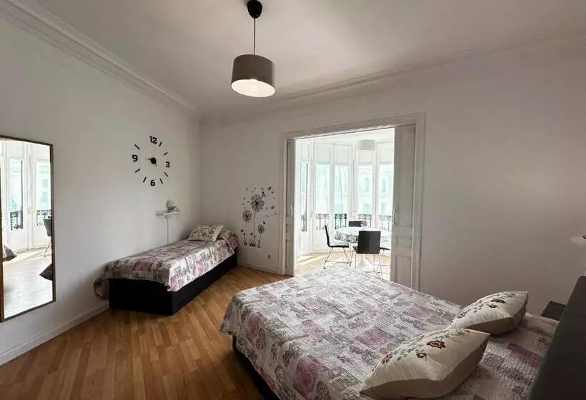 تختخواب و صبحانه Bailen Rooms