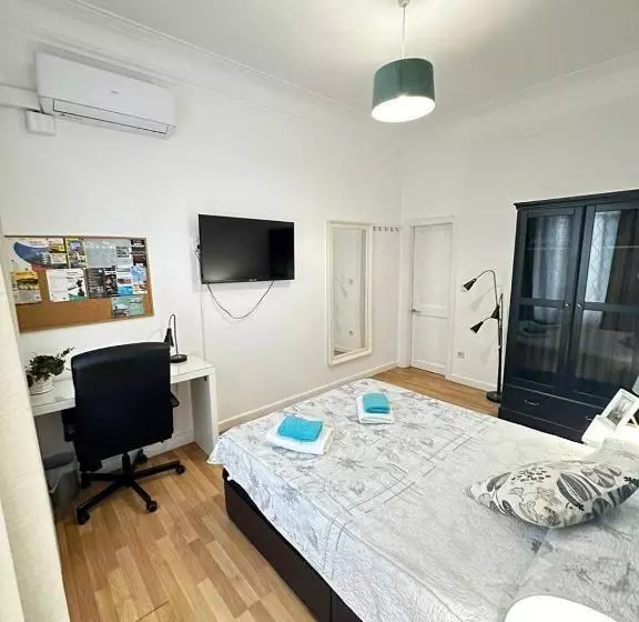 تختخواب و صبحانه Bailen Rooms