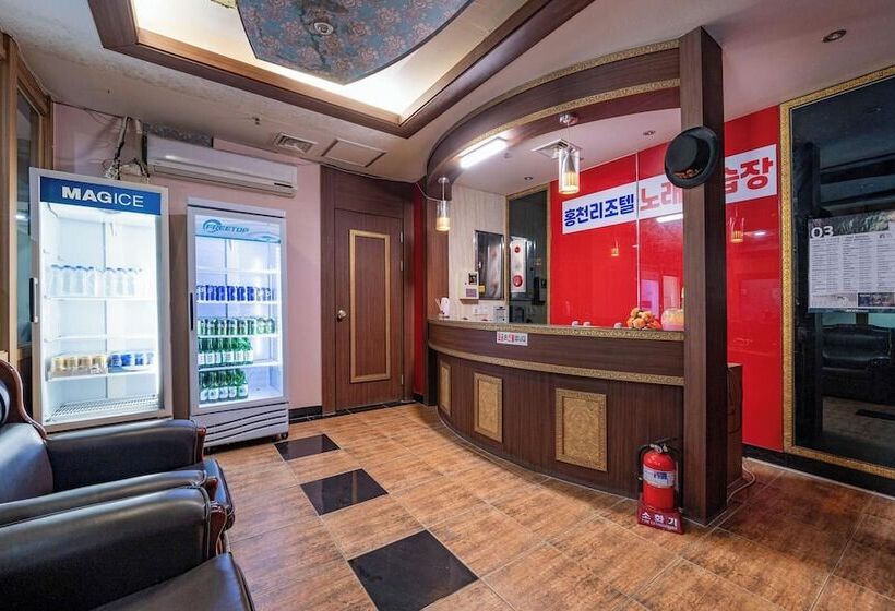 בית מלון כפרי Hongcheon Resortel