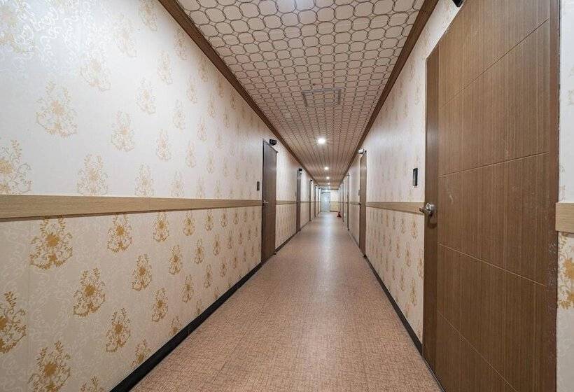 בית מלון כפרי Hongcheon Resortel