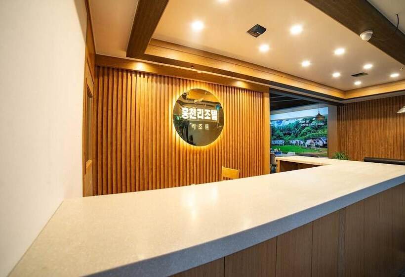 בית מלון כפרי Hongcheon Resortel