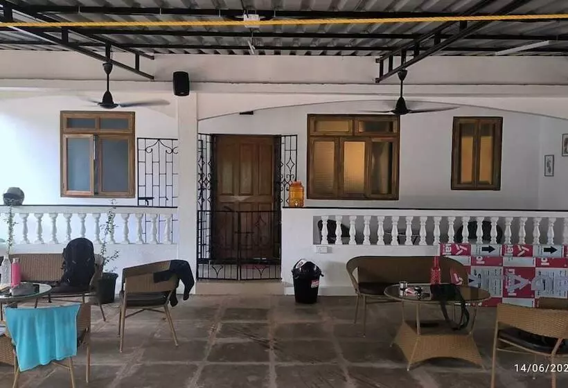 Hotel Jangala