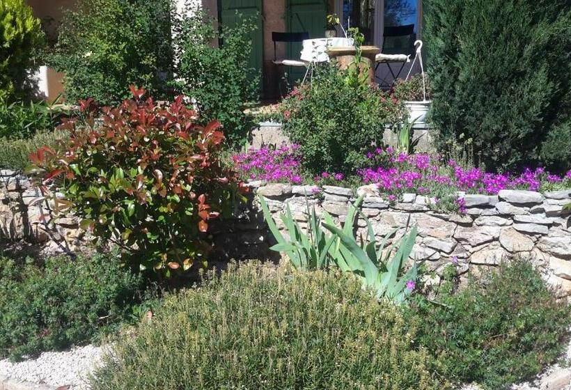 مبيت وإفطار Villa Chrisama Flayosc