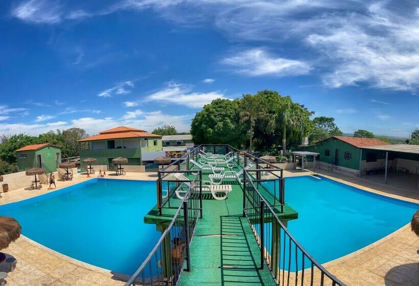 Otel Clube Pousada Chácara Da Isabel