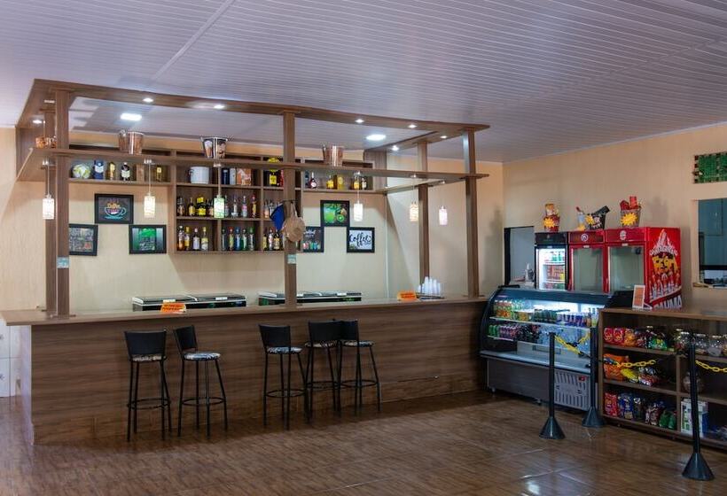 Otel Clube Pousada Chácara Da Isabel