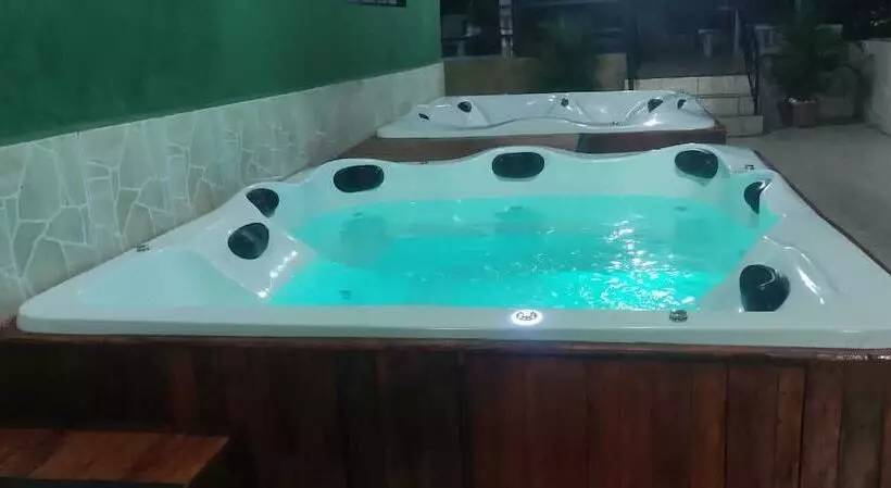 ホテル Clube Pousada Chácara Da Isabel