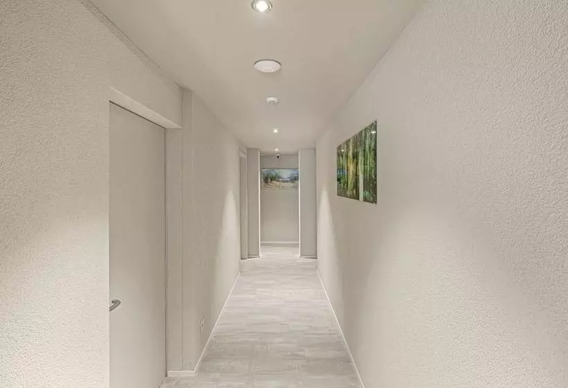 Hotelli Rütli Am Bahnhof Rüti Zh