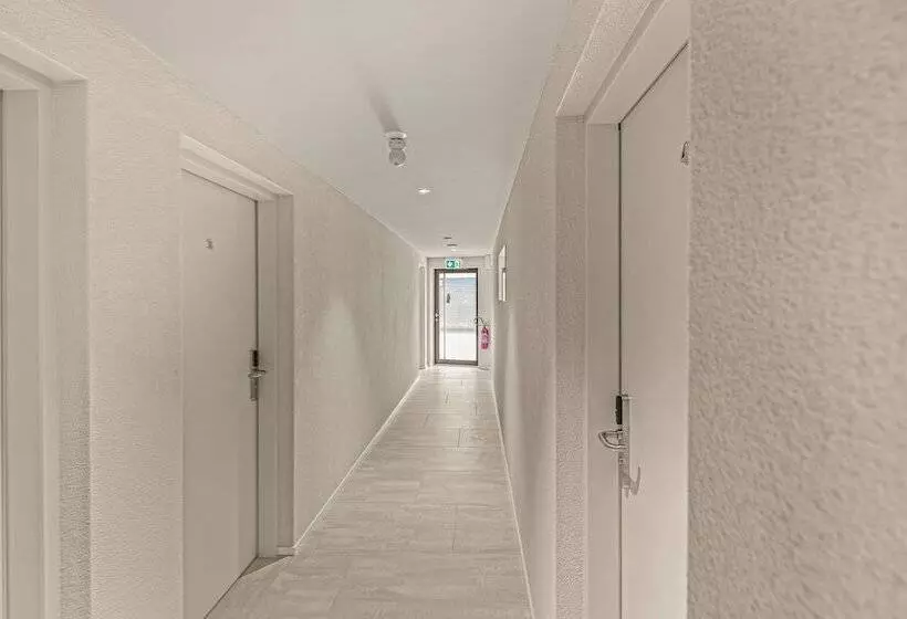 Hotelli Rütli Am Bahnhof Rüti Zh