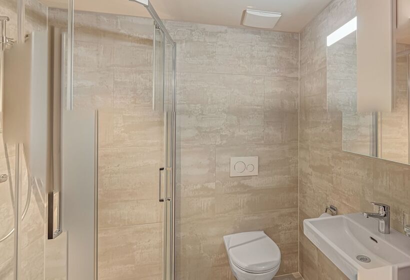 בית מלון כפרי Rütli Am Bahnhof Rüti Zh