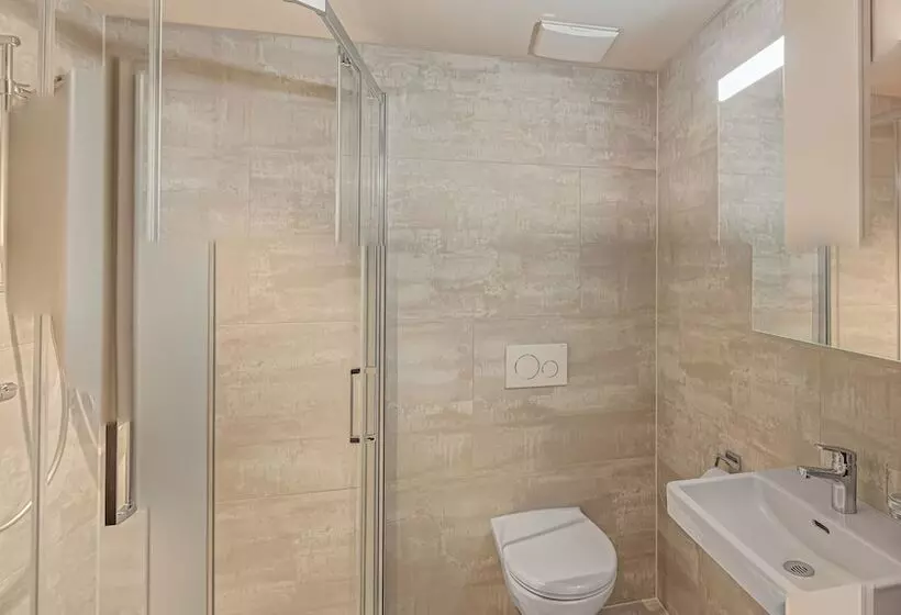 Hotelli Rütli Am Bahnhof Rüti Zh