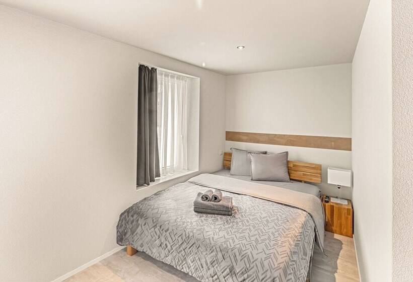 בית מלון כפרי Rütli Am Bahnhof Rüti Zh