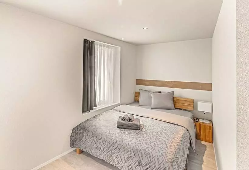 Hotelli Rütli Am Bahnhof Rüti Zh