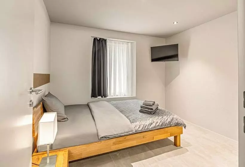 Hotelli Rütli Am Bahnhof Rüti Zh