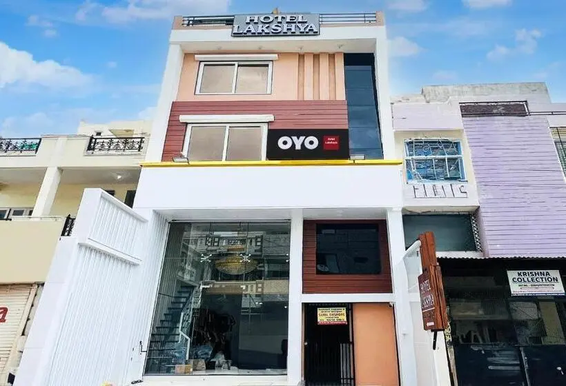 ホテル O Lakshya