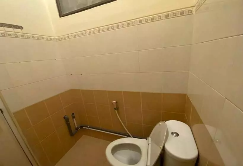 Hotelli Sweet Home Residence Simpang Lima