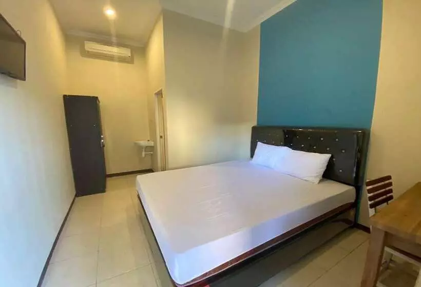 Hotelli Sweet Home Residence Simpang Lima