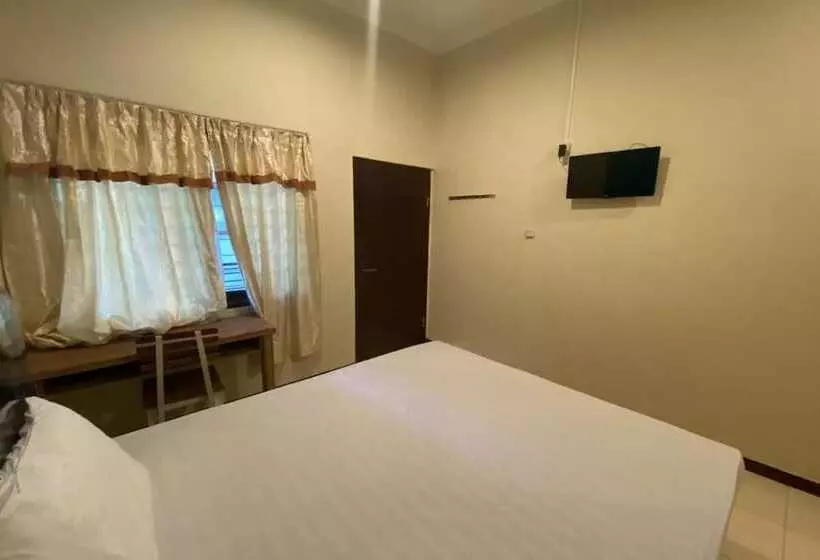 Hotelli Sweet Home Residence Simpang Lima