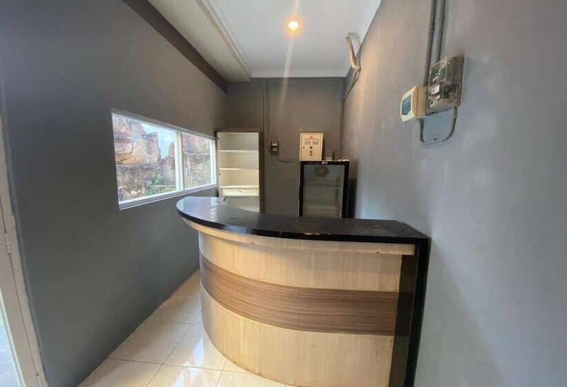 Szálloda Sweet Home Residence Simpang Lima