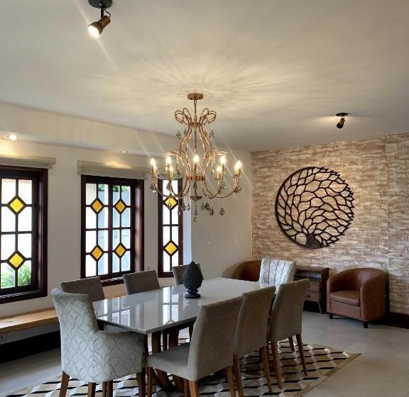 Отель Alto Do Capivari Boutique