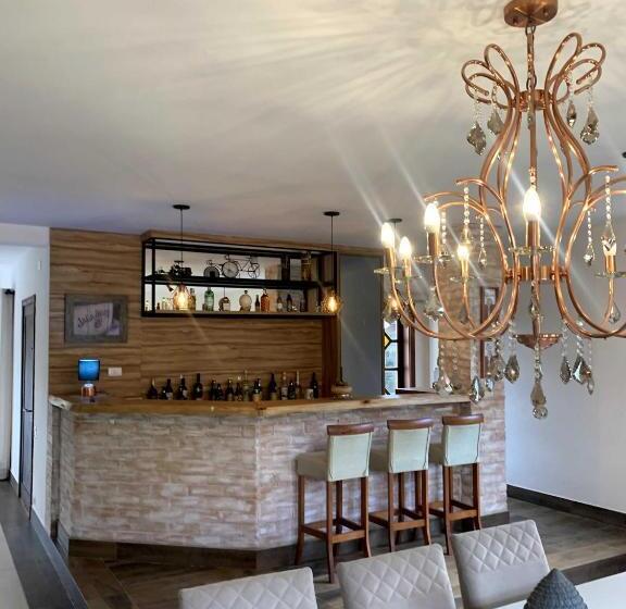 Отель Alto Do Capivari Boutique