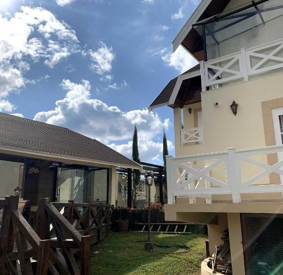 Отель Alto Do Capivari Boutique