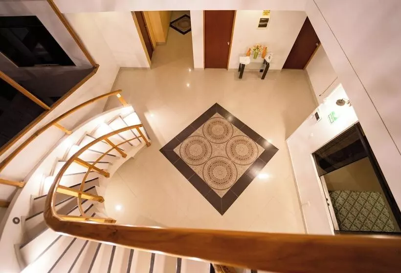 Hotelli Hostal Los Balcones