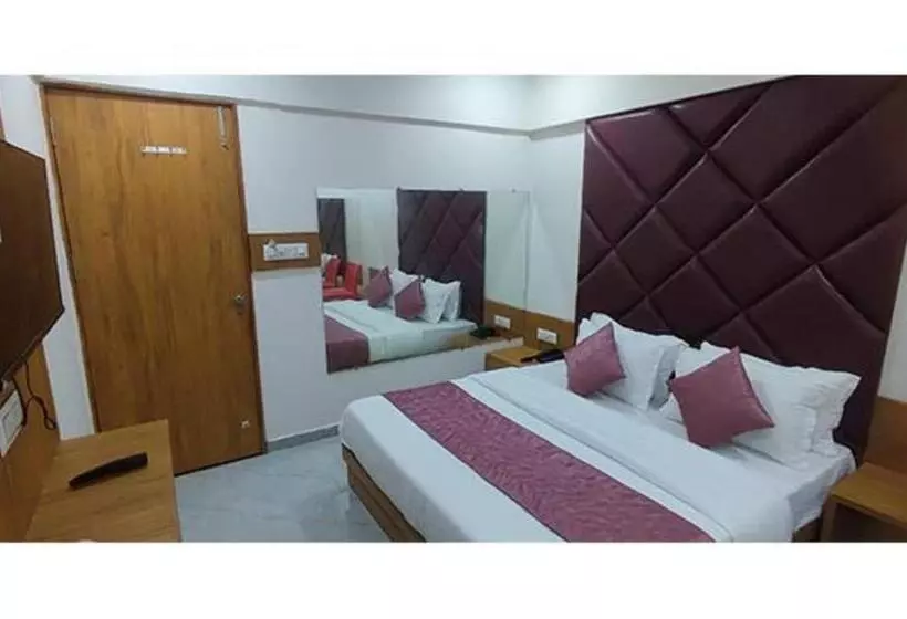 ペンション Fabhotel Crystal I   Gandhinagar