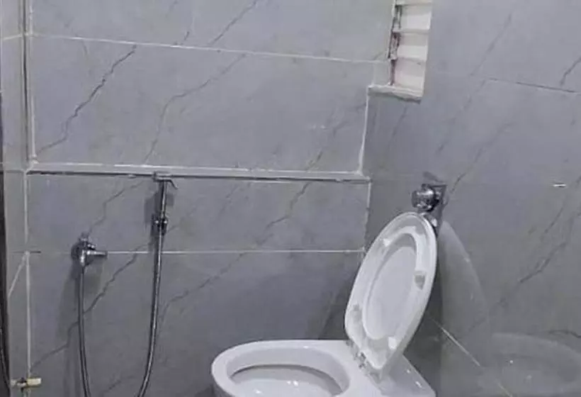 ペンション Fabhotel Crystal I   Gandhinagar