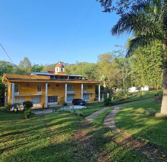 펜션 Hostal El Jardín De Los Anturios