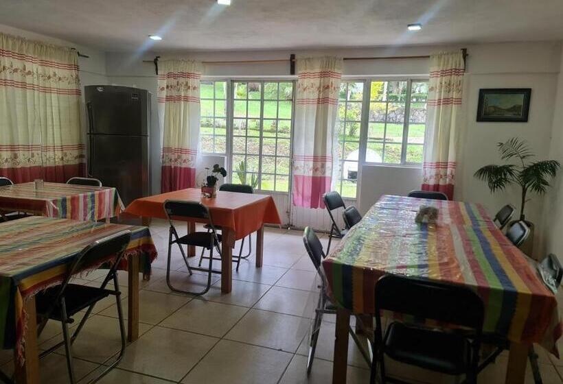 펜션 Hostal El Jardín De Los Anturios