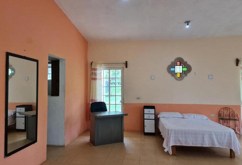 펜션 Hostal El Jardín De Los Anturios