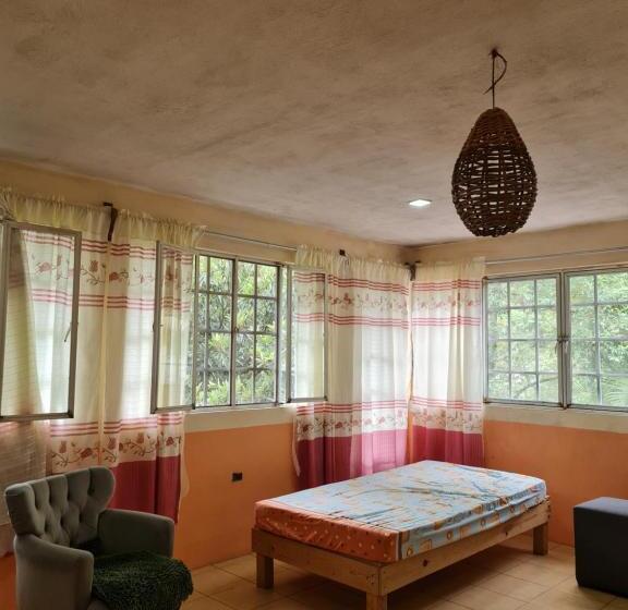 펜션 Hostal El Jardín De Los Anturios