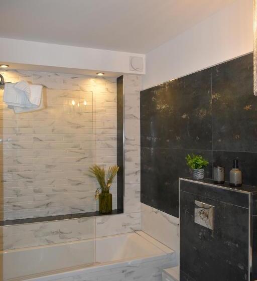 پانسیون Jazz House