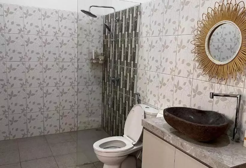 ペンション Rega House