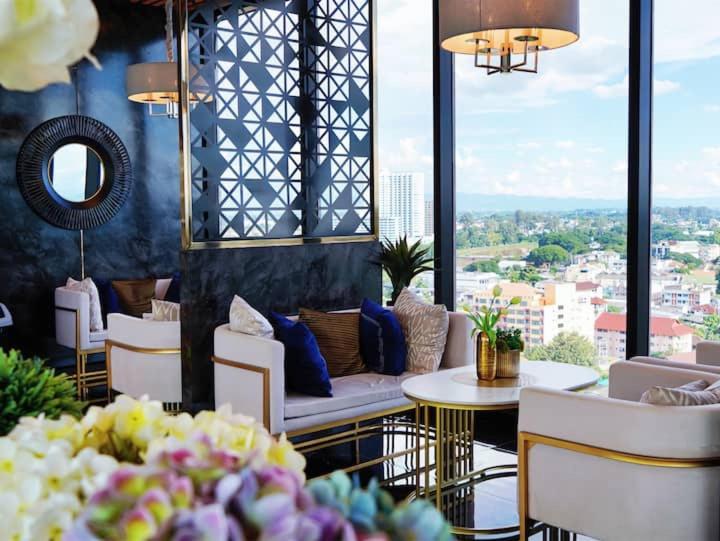 The Astra Sky River 2bd Cozy Room 45 Sqm Night Bazaar Old Town